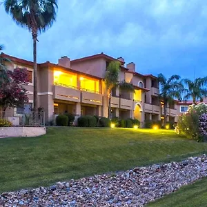 Holiday home Private Community -- ½ Mile Walk To Hiking & Biking At N. Mtn. Preserve! Phoenix