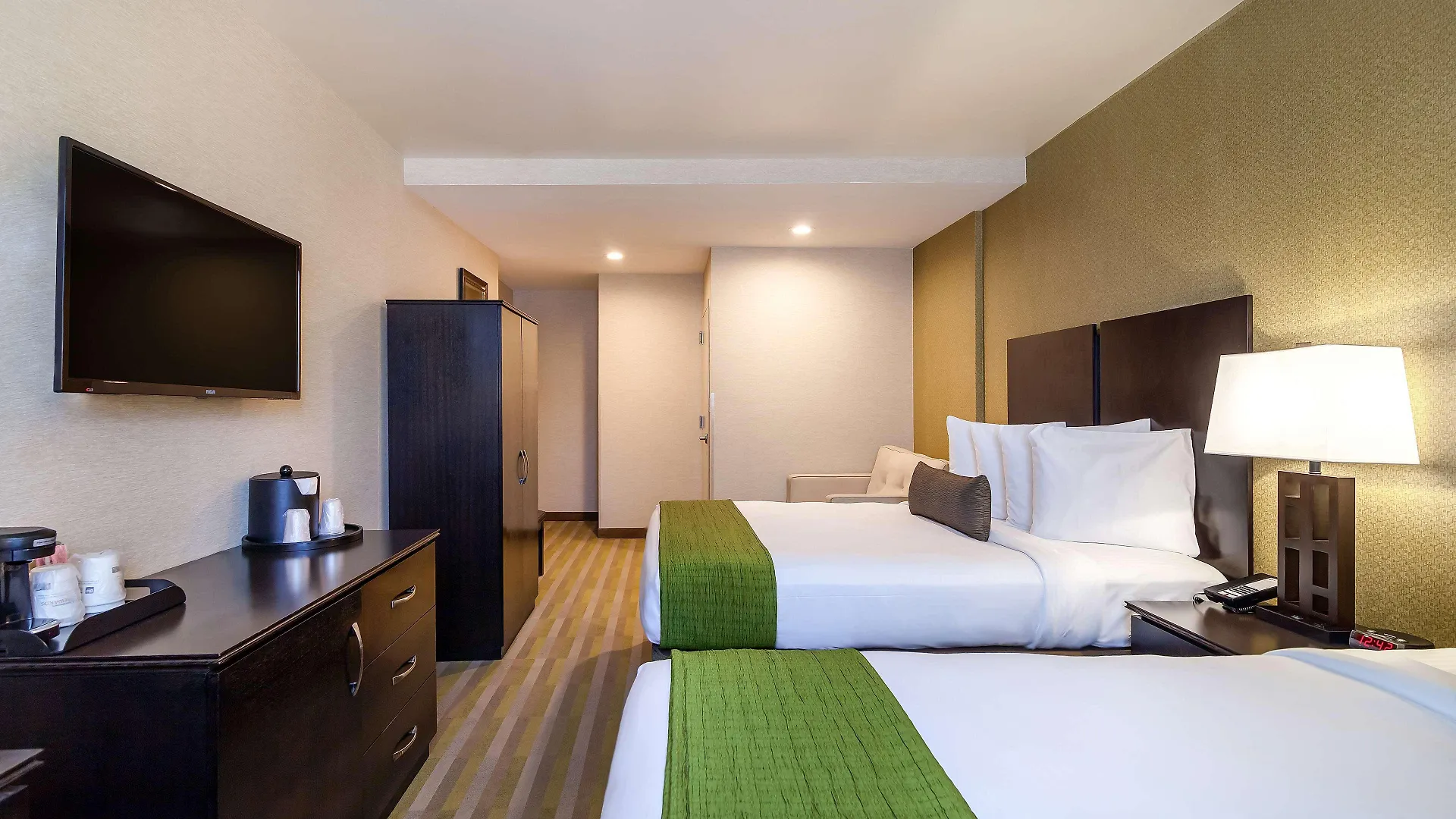 Best Western Plus Plaza Hotel New York