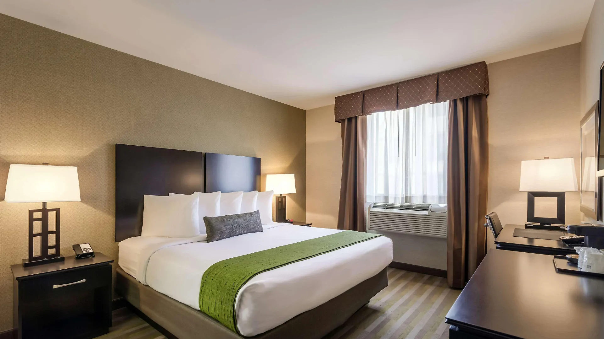 Best Western Plus Plaza Hotel New York
